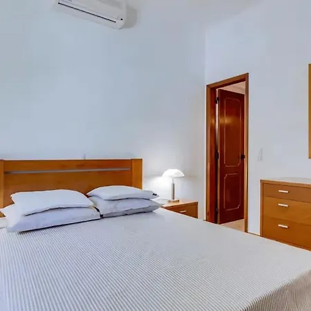 Frederique By Gabi Miguel Albufeira