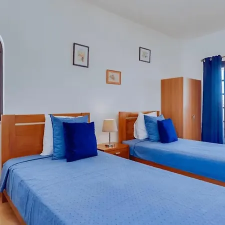 Frederique By Gabi Miguel Villa