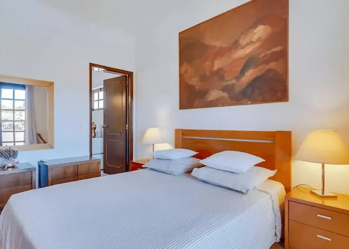 Frederique By Gabi Miguel