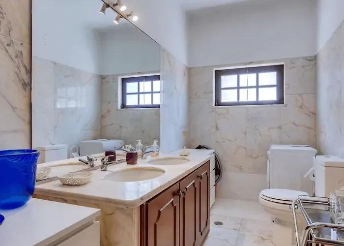 Frederique By Gabi Miguel Albufeira