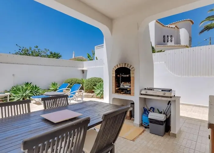 Frederique By Gabi Miguel Villa *